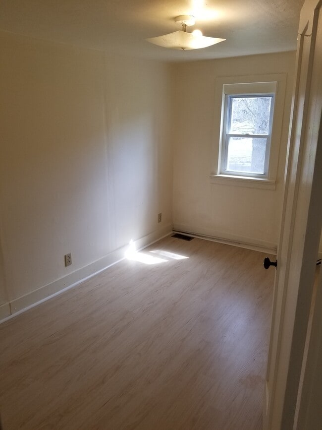 Building Photo - 244 Fayette St