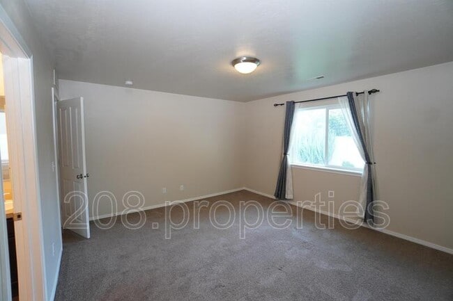 Building Photo - 10340 W Virginia City St