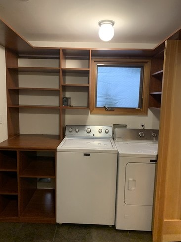 Large capacity washer & dryer - 345 Swall S Dr