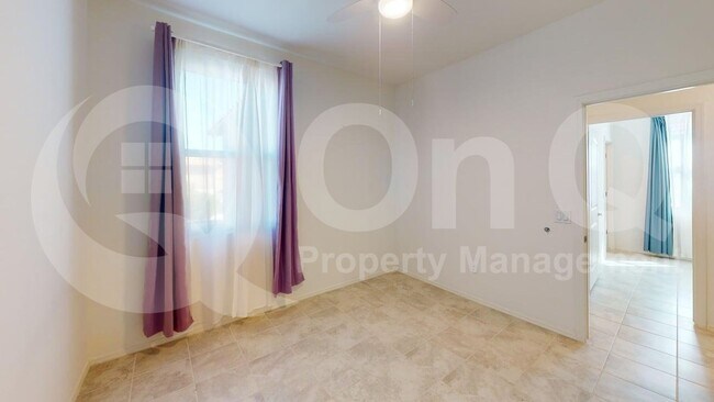 Building Photo - 759 Calle Calca