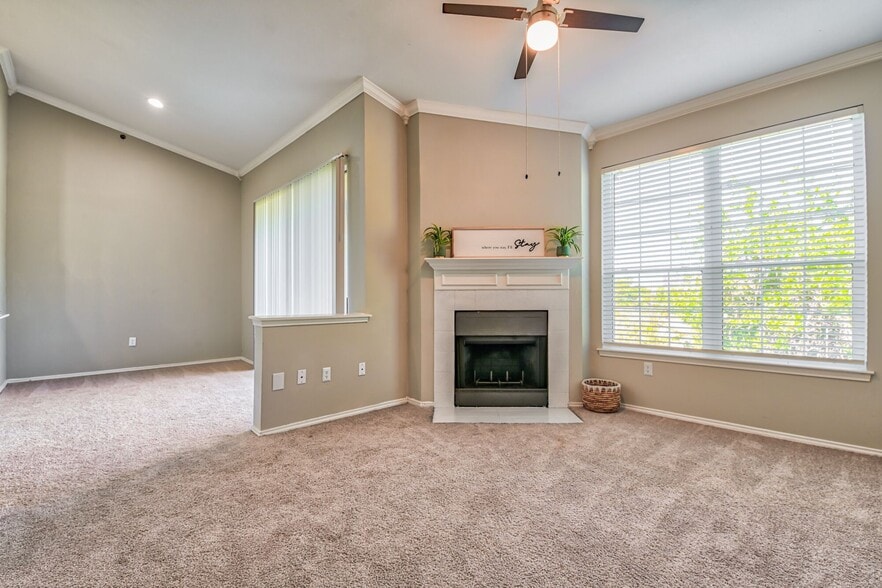 Fairways at Prestonwood 5769 Belt Line Dallas TX 75254 Apartment Finder