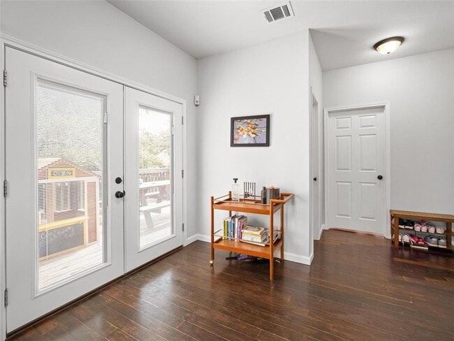 Building Photo - 6630 Hillside Terrace Dr