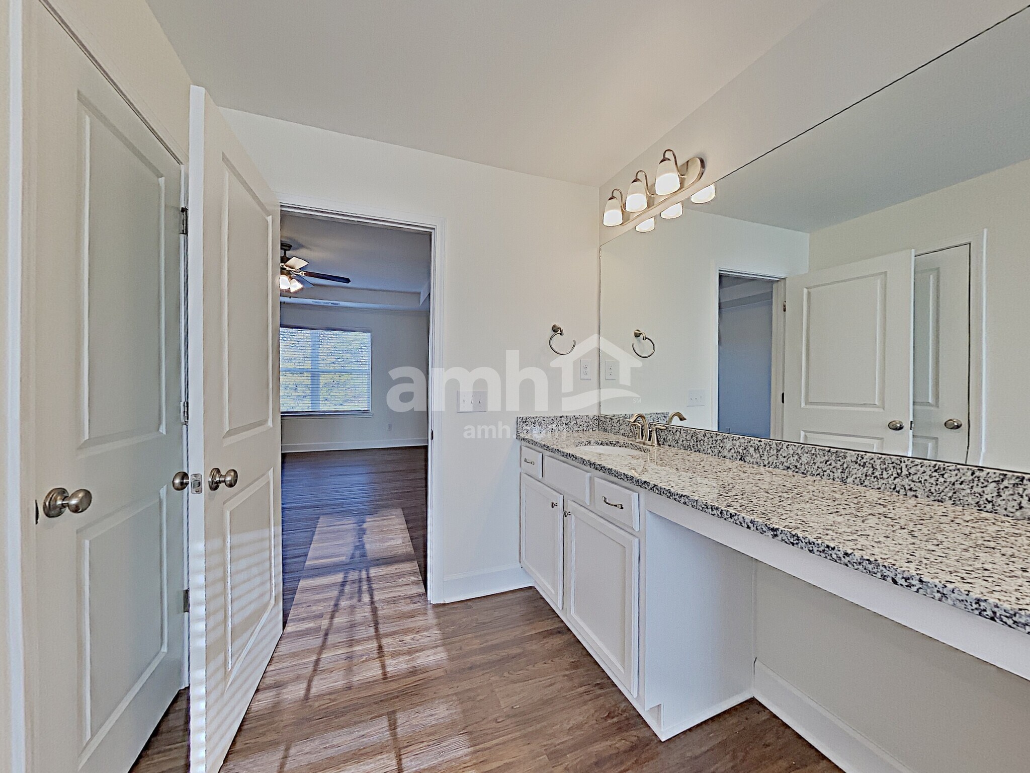 Building Photo - 5270 Lake Maxwell Dr