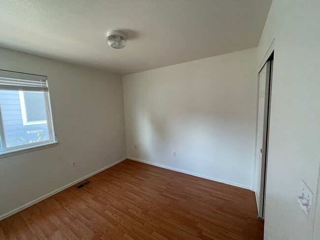 Building Photo - Wonderful Home in Evans