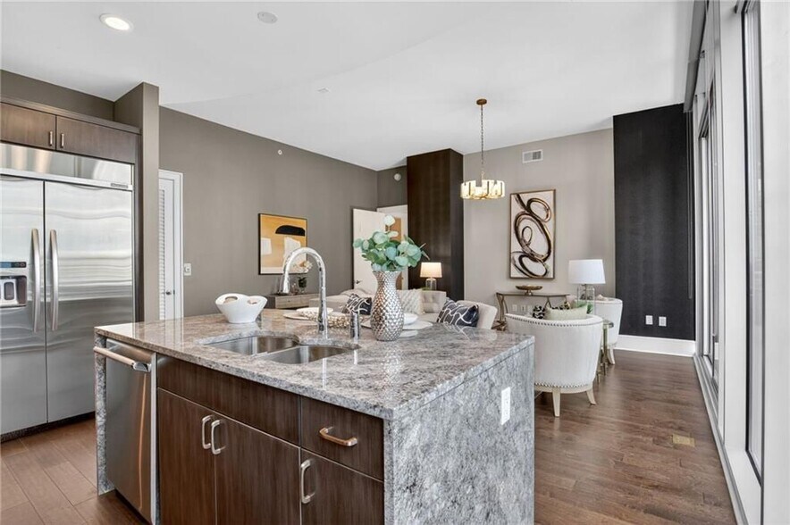 Building Photo - 1065 Peachtree St NE