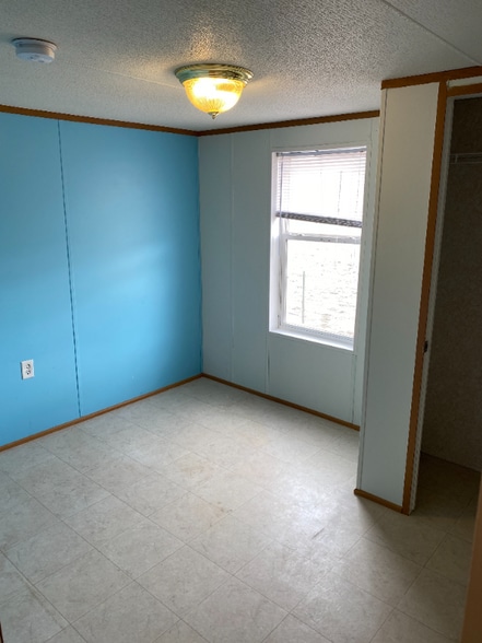 Building Photo - 7256 Opportunity Dr