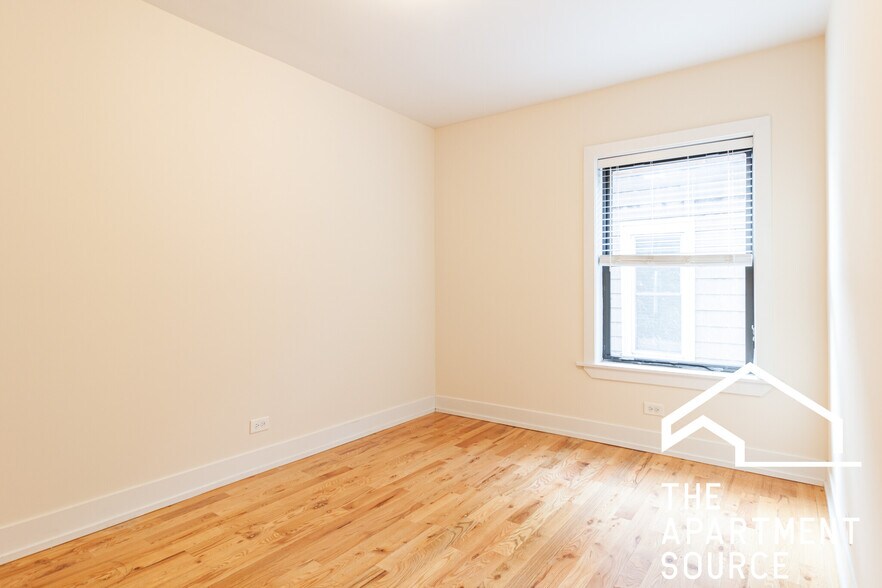 Building Photo - 2948 N Seminary Ave