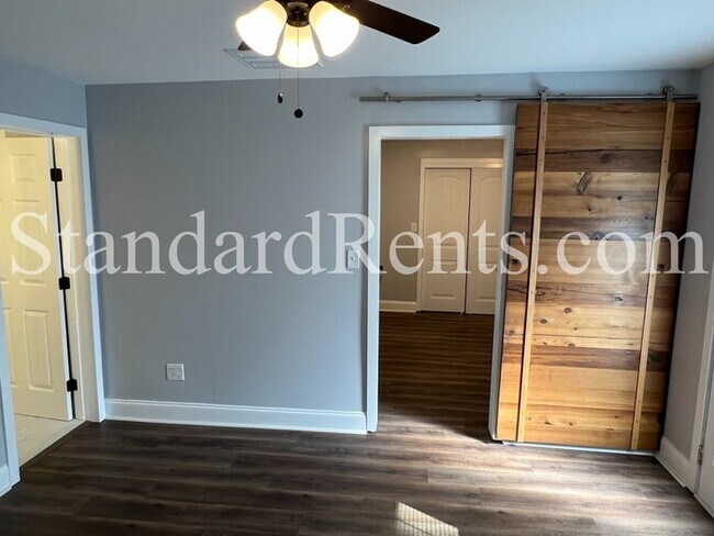 Building Photo - Updated West Midtown Bungalow