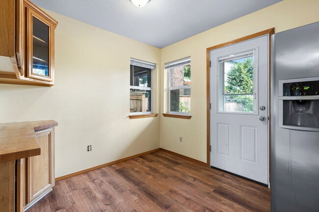 Building Photo - 4308 N Albina Ave