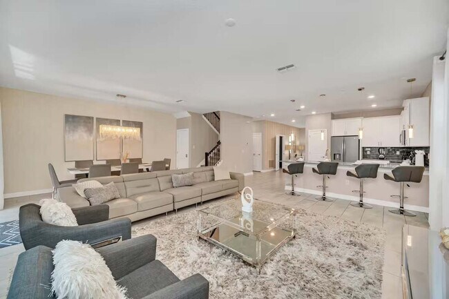 Building Photo - 730 Drop Shot Dr