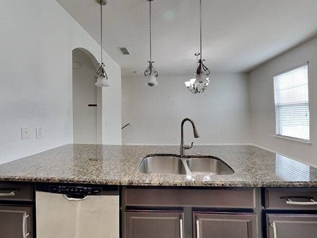 Building Photo - 10866 Sunset Ridge Ln