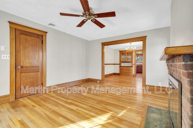 Building Photo - 13 Bridgham Ave