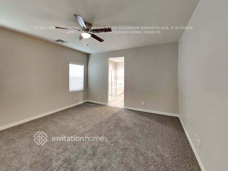 Building Photo - 7421 S 23rd Dr