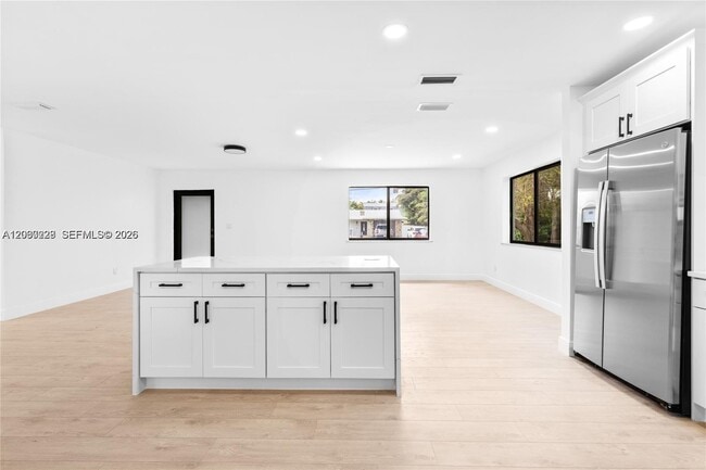 Building Photo - 14171 SW 37th Ct