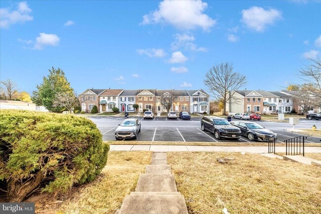 Building Photo - 6237 N Steamboat Way