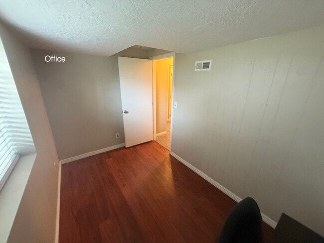 Building Photo - 3437 W 4975 S