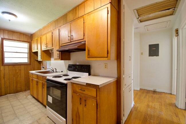 Building Photo - Charming 2BR/1BA in the Heart of Opelika –...