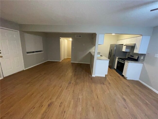 Building Photo - 2705 Windswept Cove