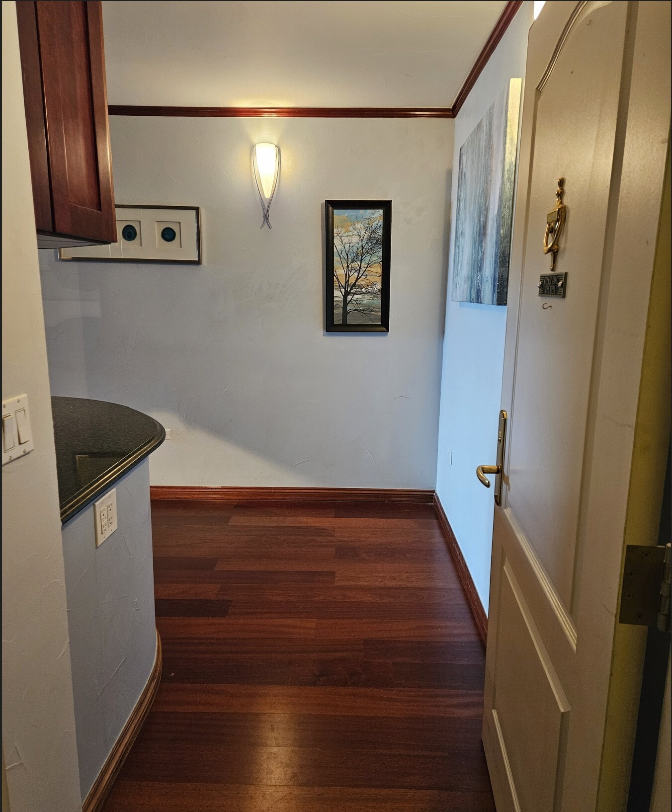 Entry - 1020 15th St