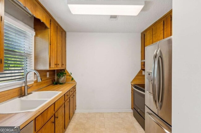 Building Photo - 355 Cross Creek Pl