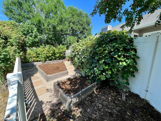 Building Photo - 3106 66th Ave Ct