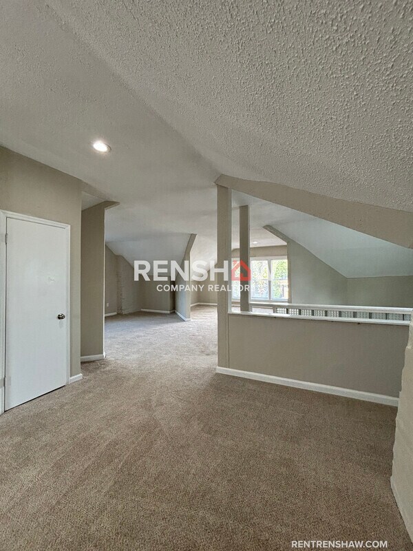 Building Photo - 59 N Willett St