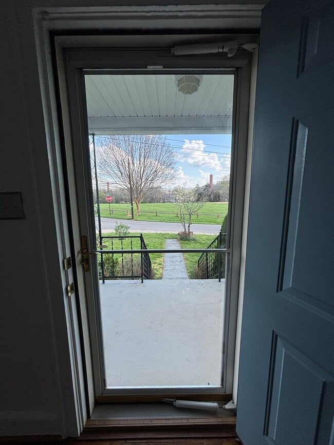 Building Photo - $500 OFF first months rent********950 Morgan Avenue -One Level Living with 2 bedrooms and 2 baths