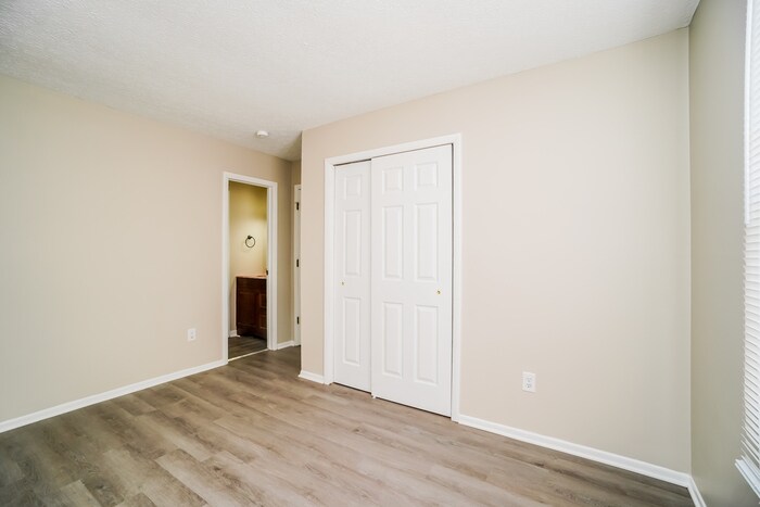 Building Photo - 3991 Briarbush Dr