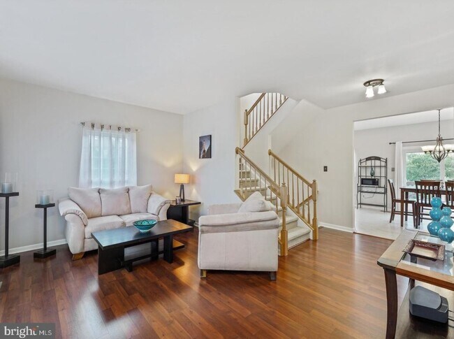 Building Photo - 2 W Kyla Marie Dr