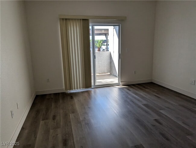 Building Photo - 7255 W Sunset Rd