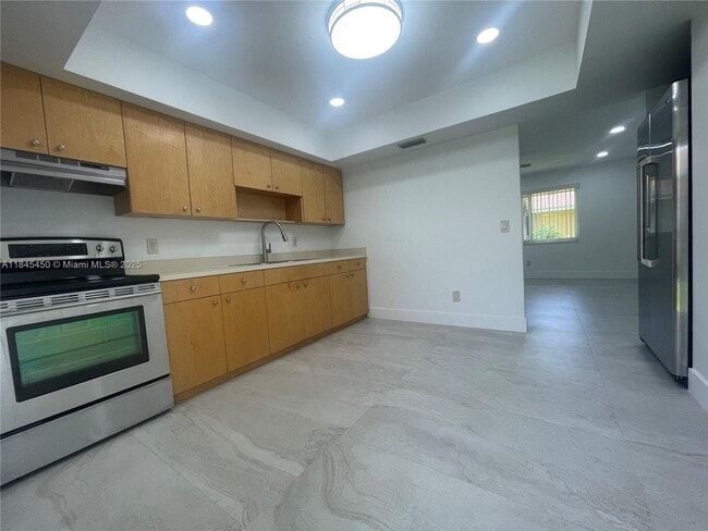 Building Photo - 25450 SW 107th Ave