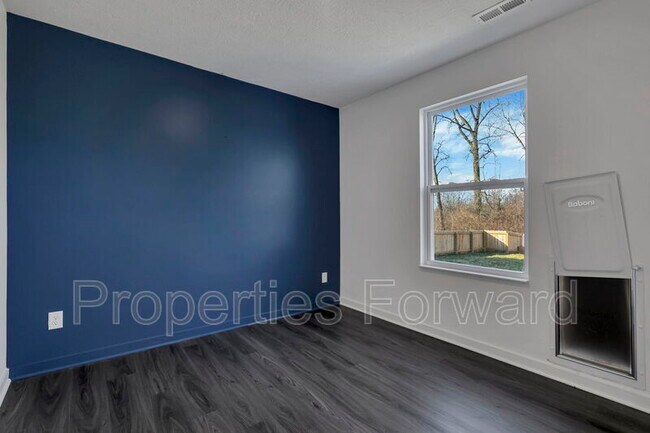 Building Photo - 21 Thurber Rd