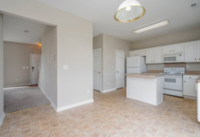 Building Photo - 1231 Joannas Ct