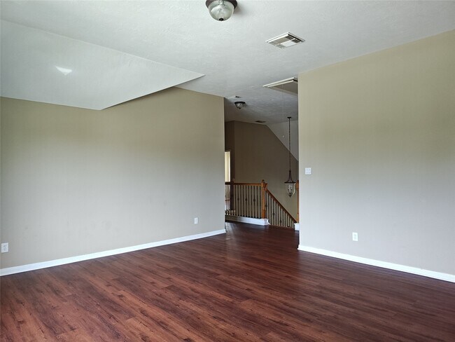 Building Photo - 16919 Creek Mountain Dr