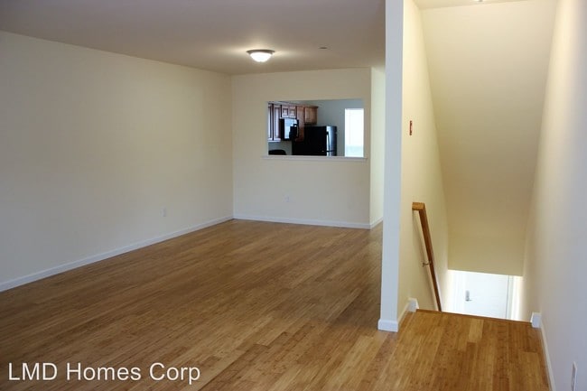 Building Photo - 26 W Academy St