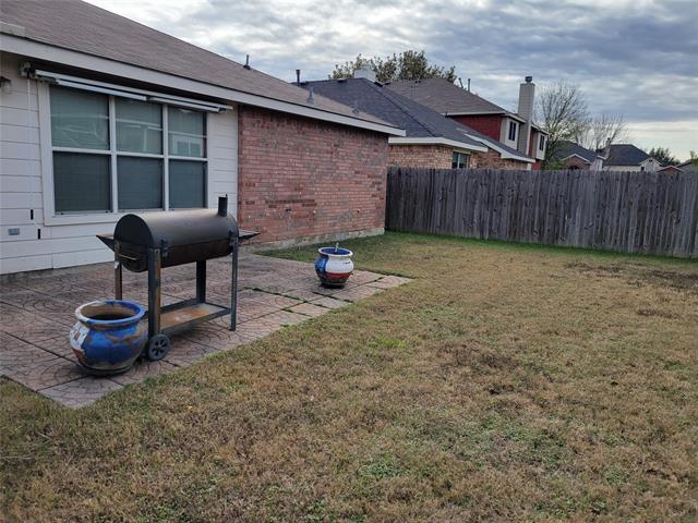 Building Photo - 9220 Nightingale Dr