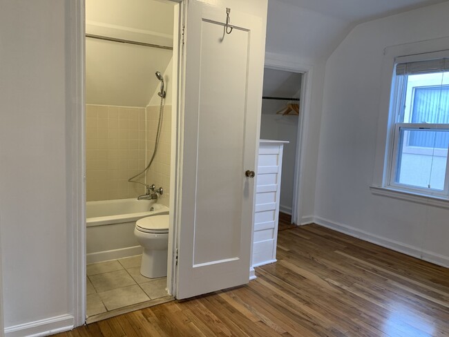 Bathroom, closet, and chest of drawers - 1910 Evans Ave