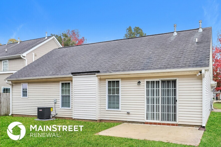 Building Photo - 4123 Bluestem Dr