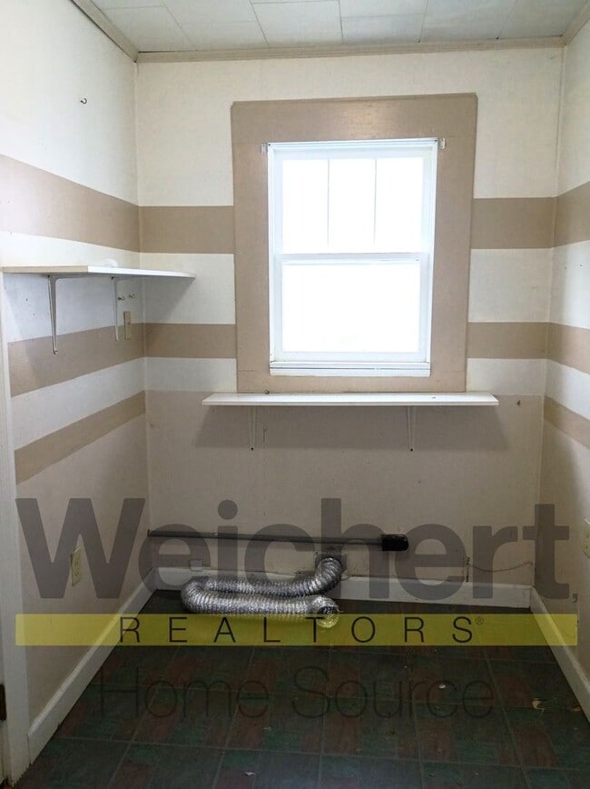 Building Photo - Charming 2-Bedroom Home for Rent – Great L...