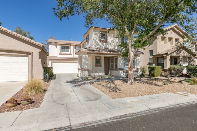 Building Photo - Beautiful 3-Bedroom Home in Silverado Ranch