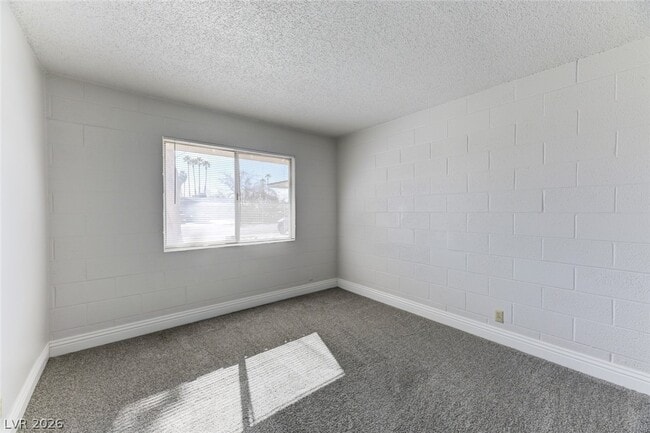 Building Photo - 4417 Berkley Ave