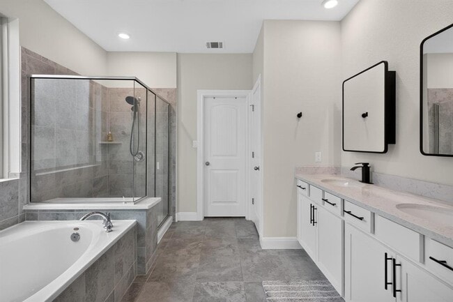 Building Photo - 208 Windom Way