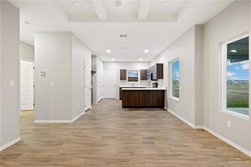 Building Photo - 3701 La Vista Ave