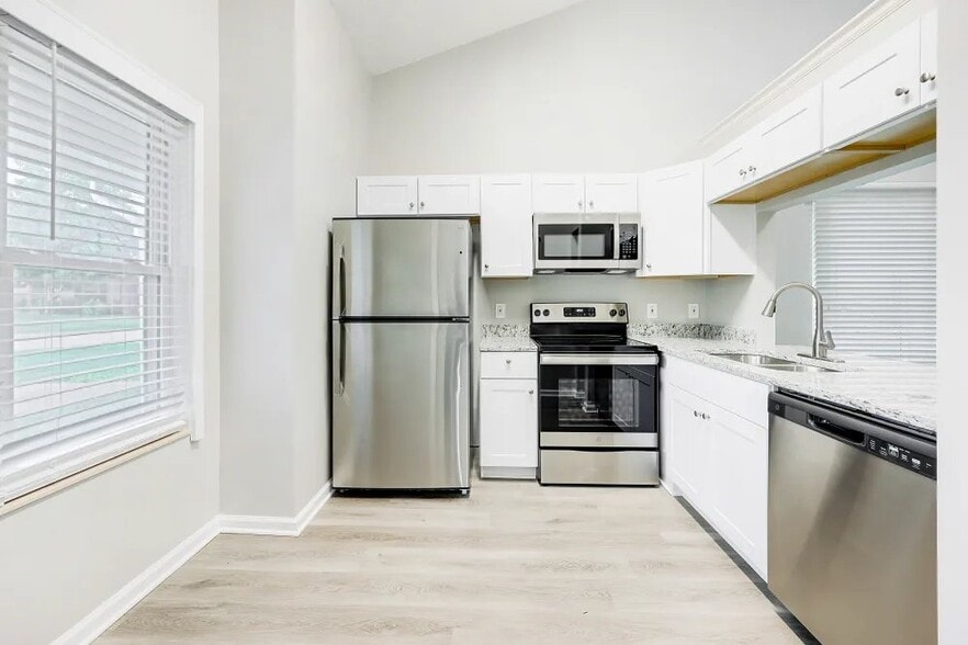 Building Photo - 607 Brentmeadow Cir
