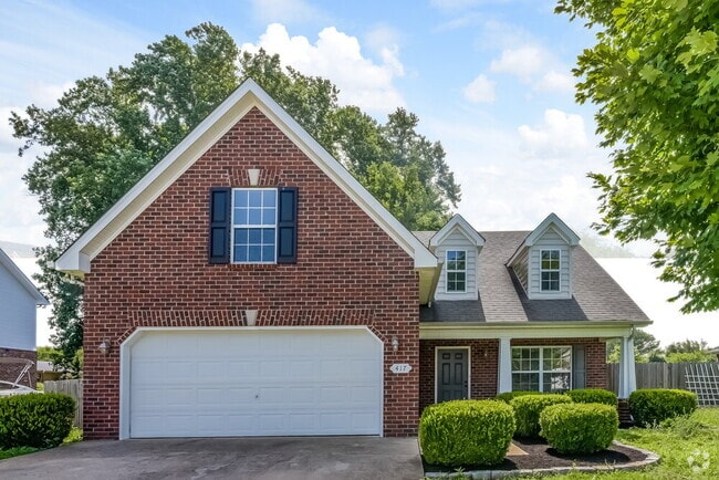 Building Photo - 417 Titans Cir