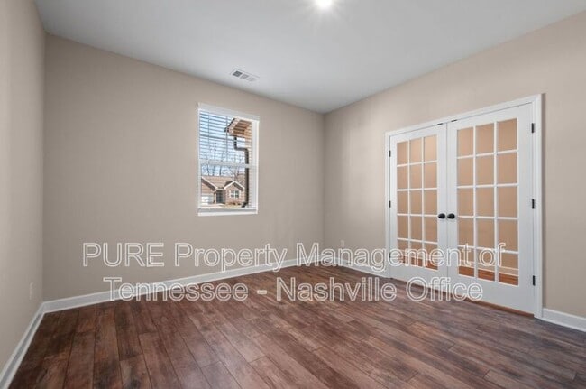 Building Photo - 7319 Lakelet Cv