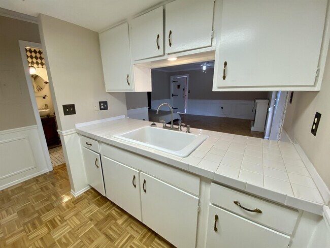Building Photo - 8221 12th Way N