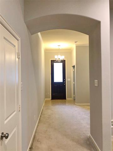 Building Photo - 10801 Sexton Dr