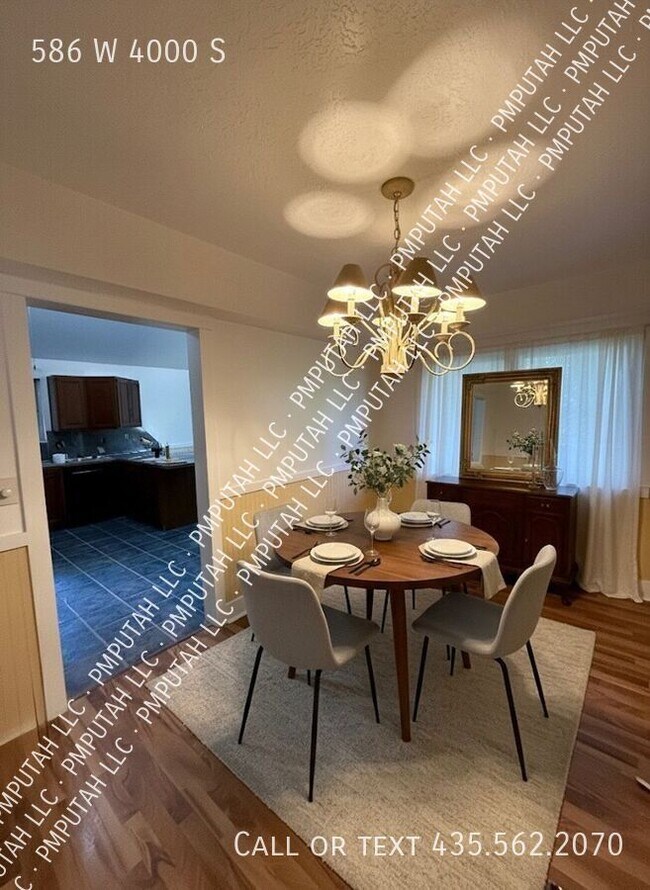 Building Photo - 586 4000 S