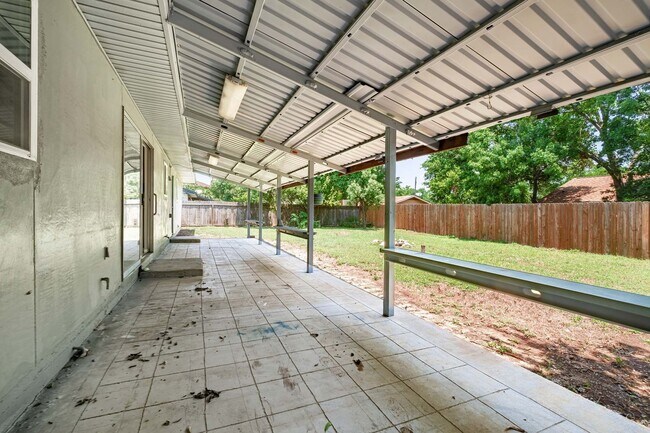 Building Photo - Quaint 3 Bedroom, 2 Bath Home in Cedar Park